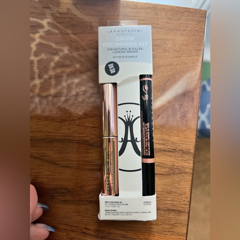 New! Anastasia Beverly Hills Brow Beginner Kit - Soft Brown $55!